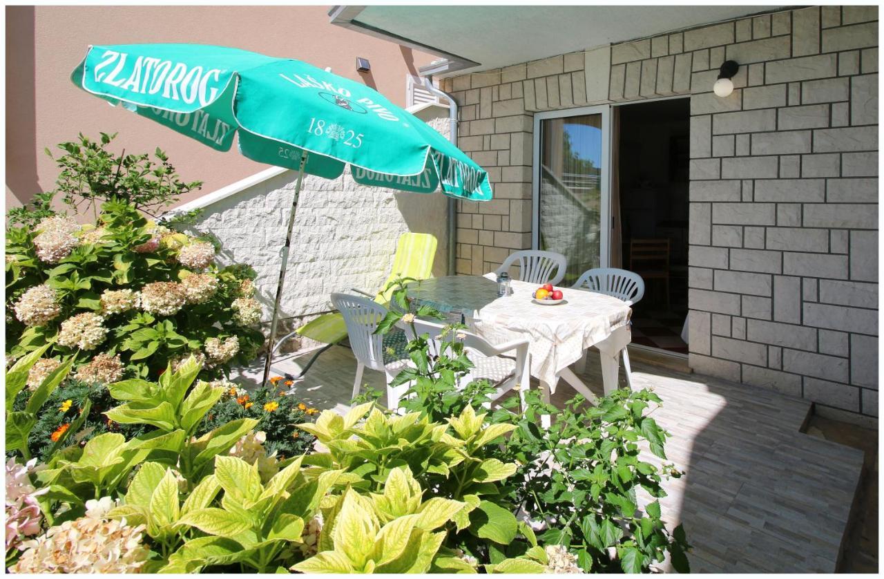 Apartments Elvis Primošten Zewnętrze zdjęcie